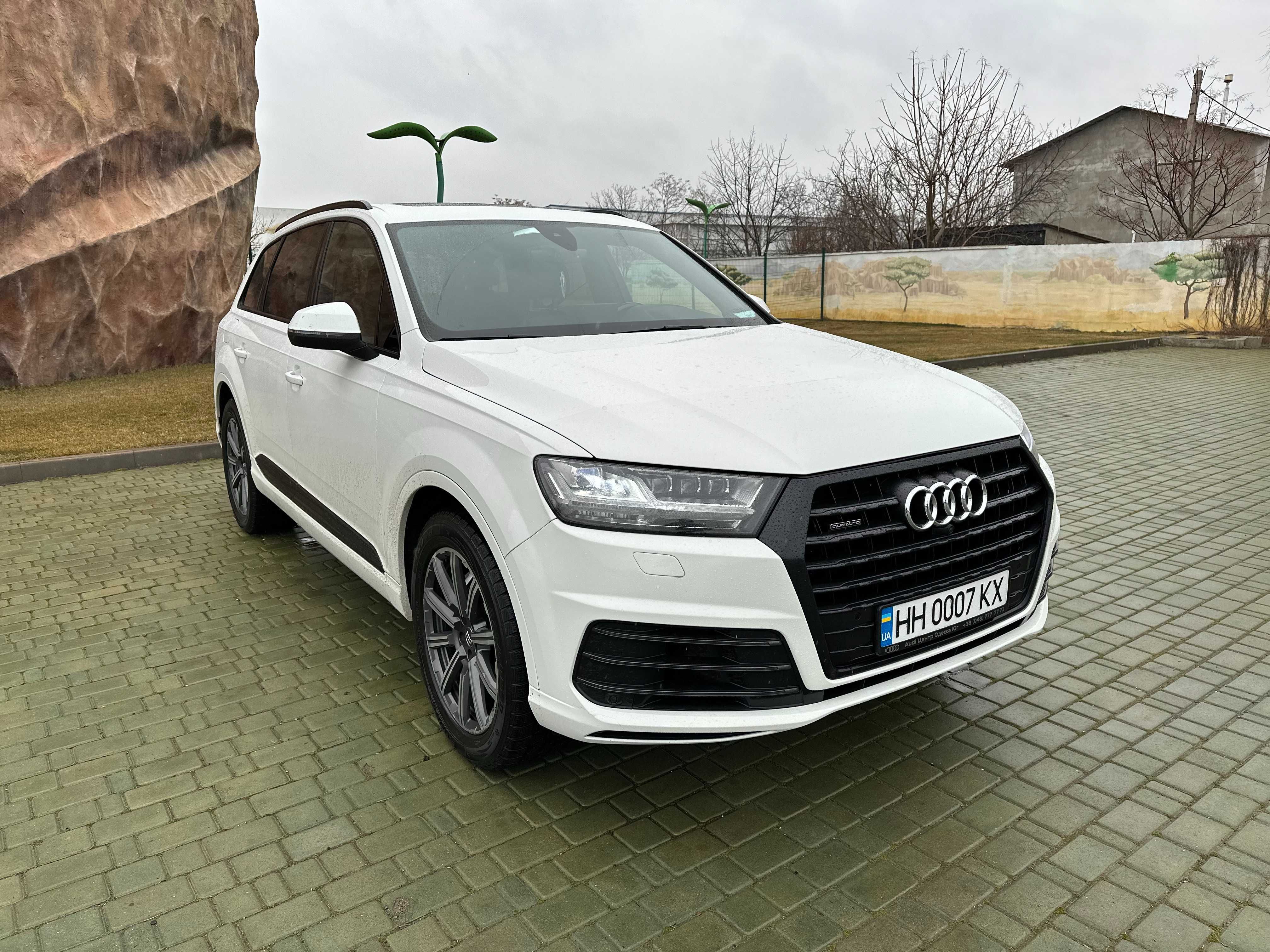 Audi Q7 4m S-line