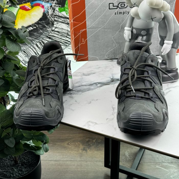 Нові кросівки Lowa Zephyr Gore Tex 44  розмір 820