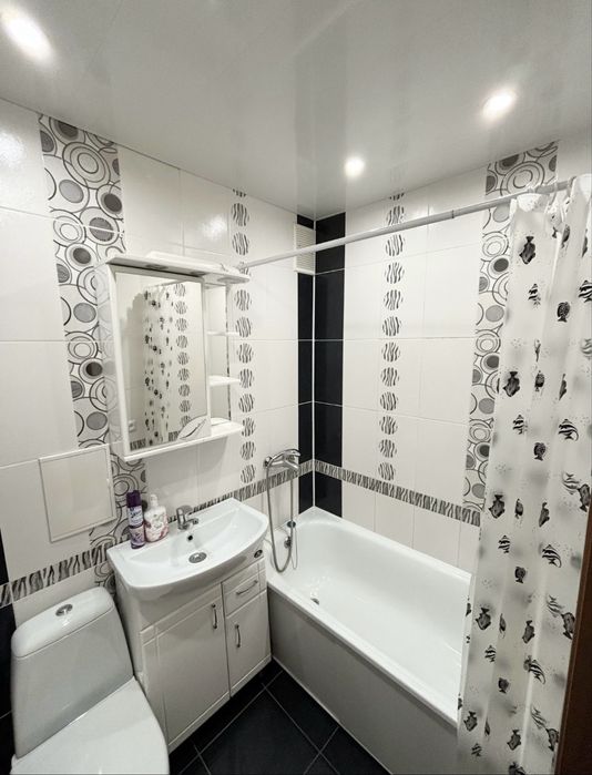 Подобова оренда у центрі ТРЦ Глобал