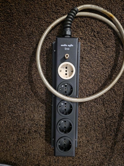 Régua Energia Audio Agile Line II