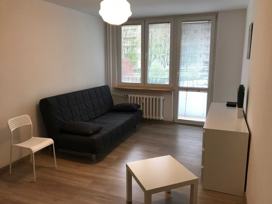 Mieszkanie dla 2 dziewczyn lub pracującej pary od 01.12.2025 r.