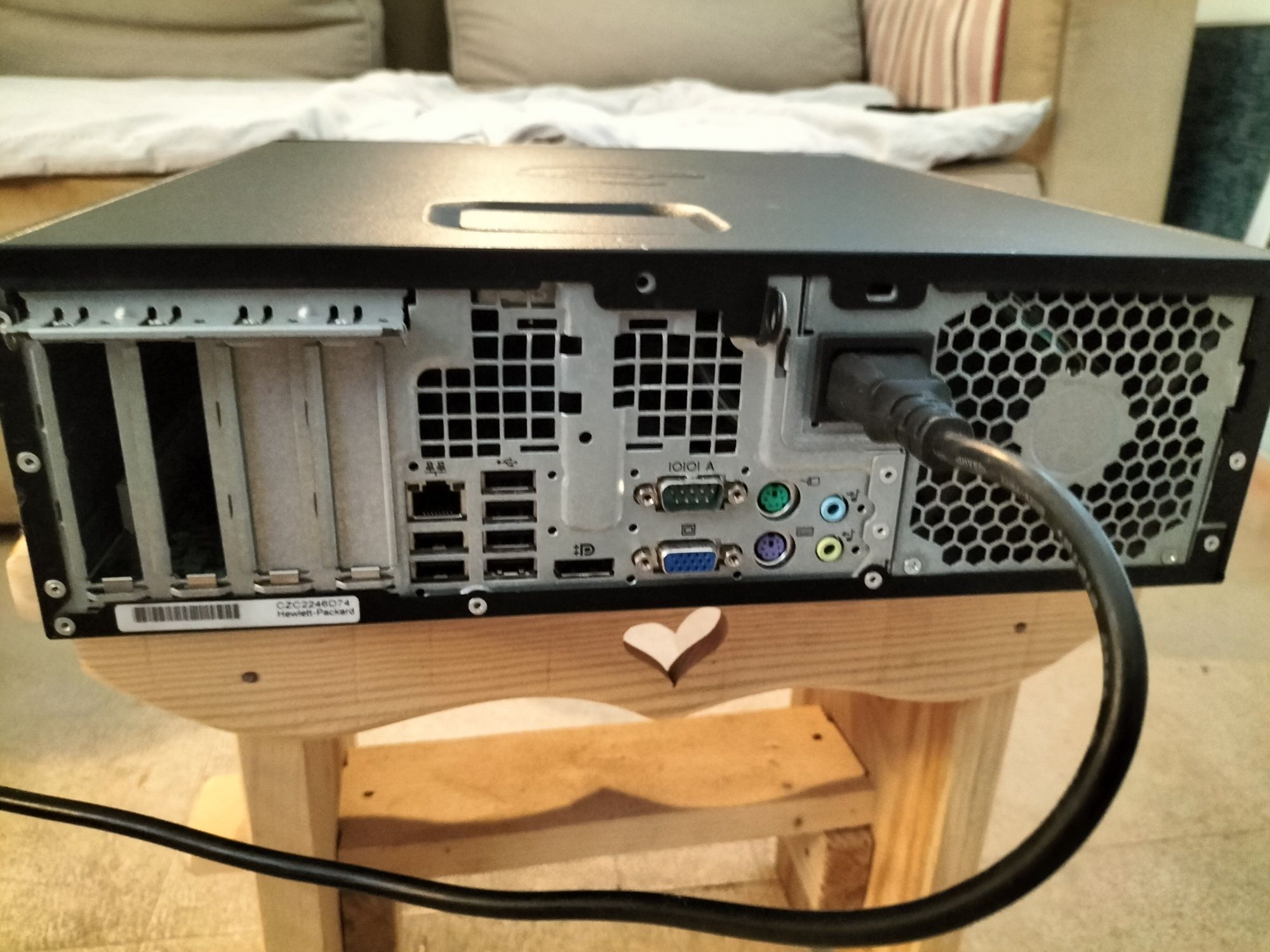 Computador HP Compac Pro 6300 SFF