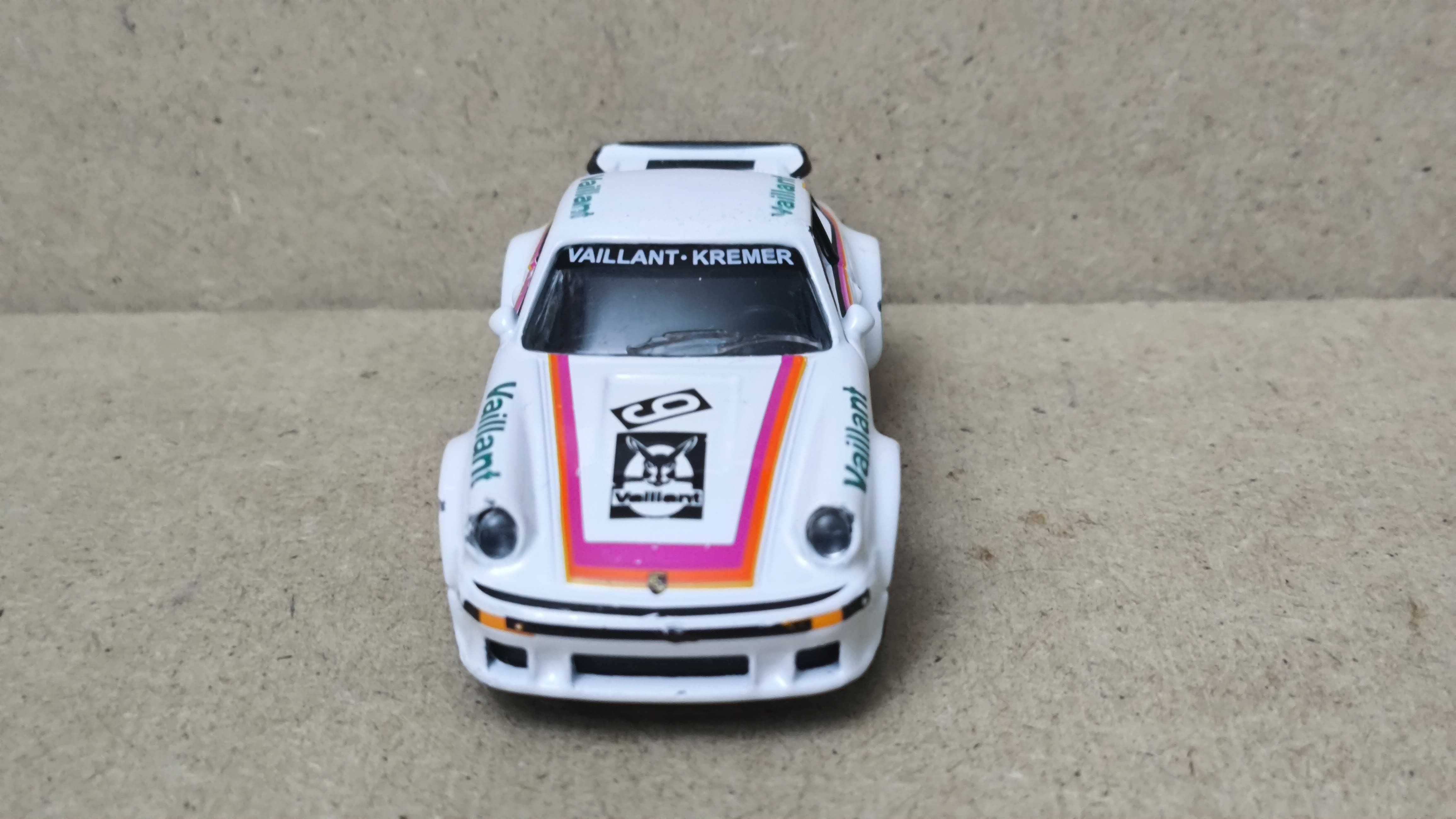 Машинка, модель Porsche 934 Majorette 1.57 REF269C