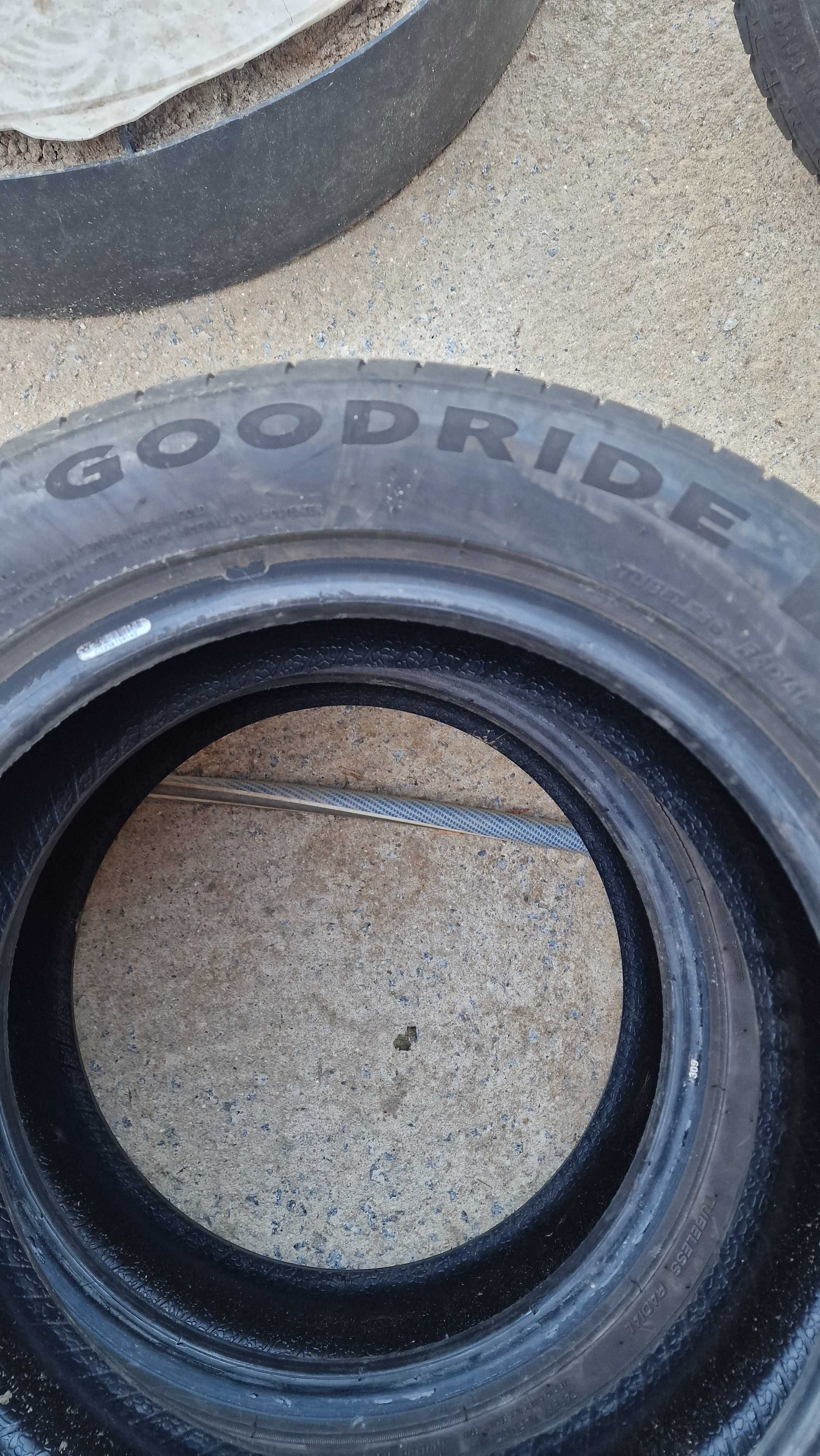 À venda 2 pneus 195/55/r15