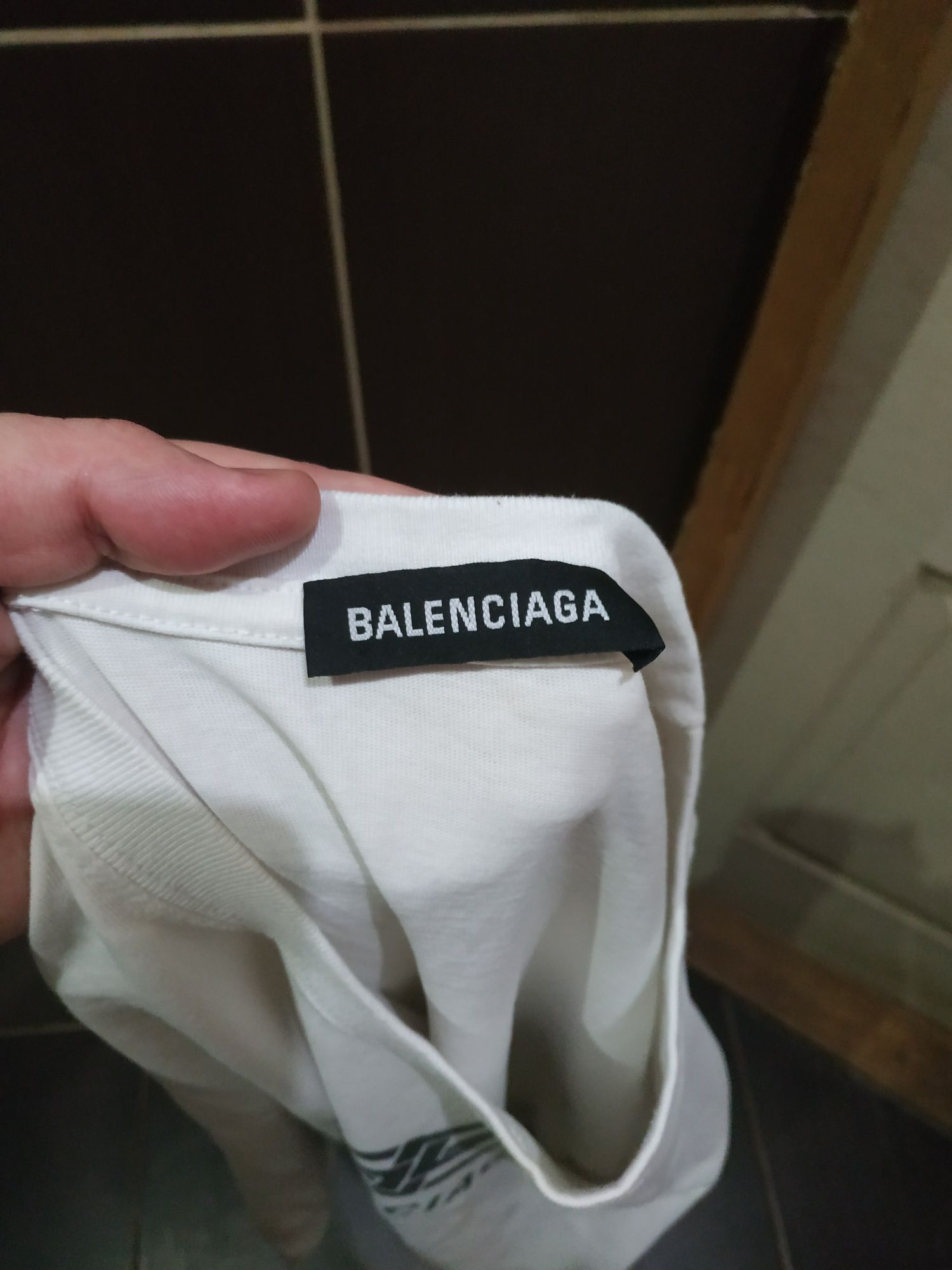 Мужская футболка balenciaga bb interlock originals