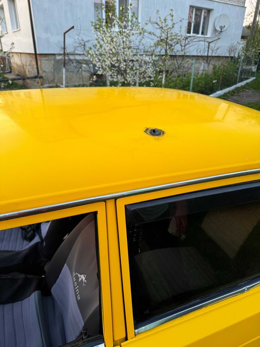 Автомобіль ВАЗ 2105