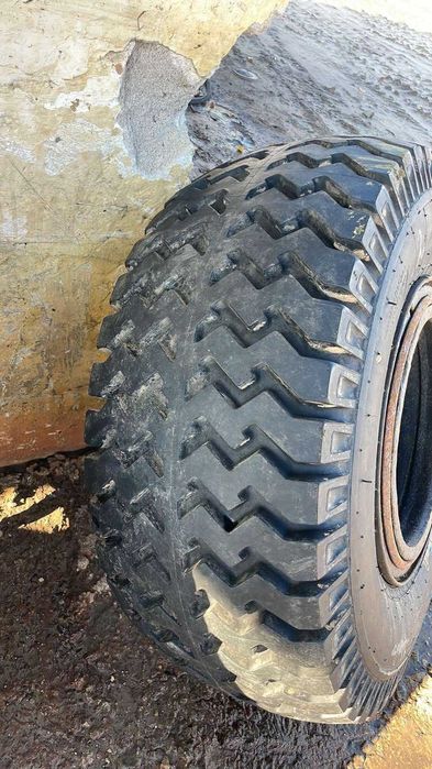 Шины ПТС-6 колесо КФ-105 А     15.5/65-18 980х390-457