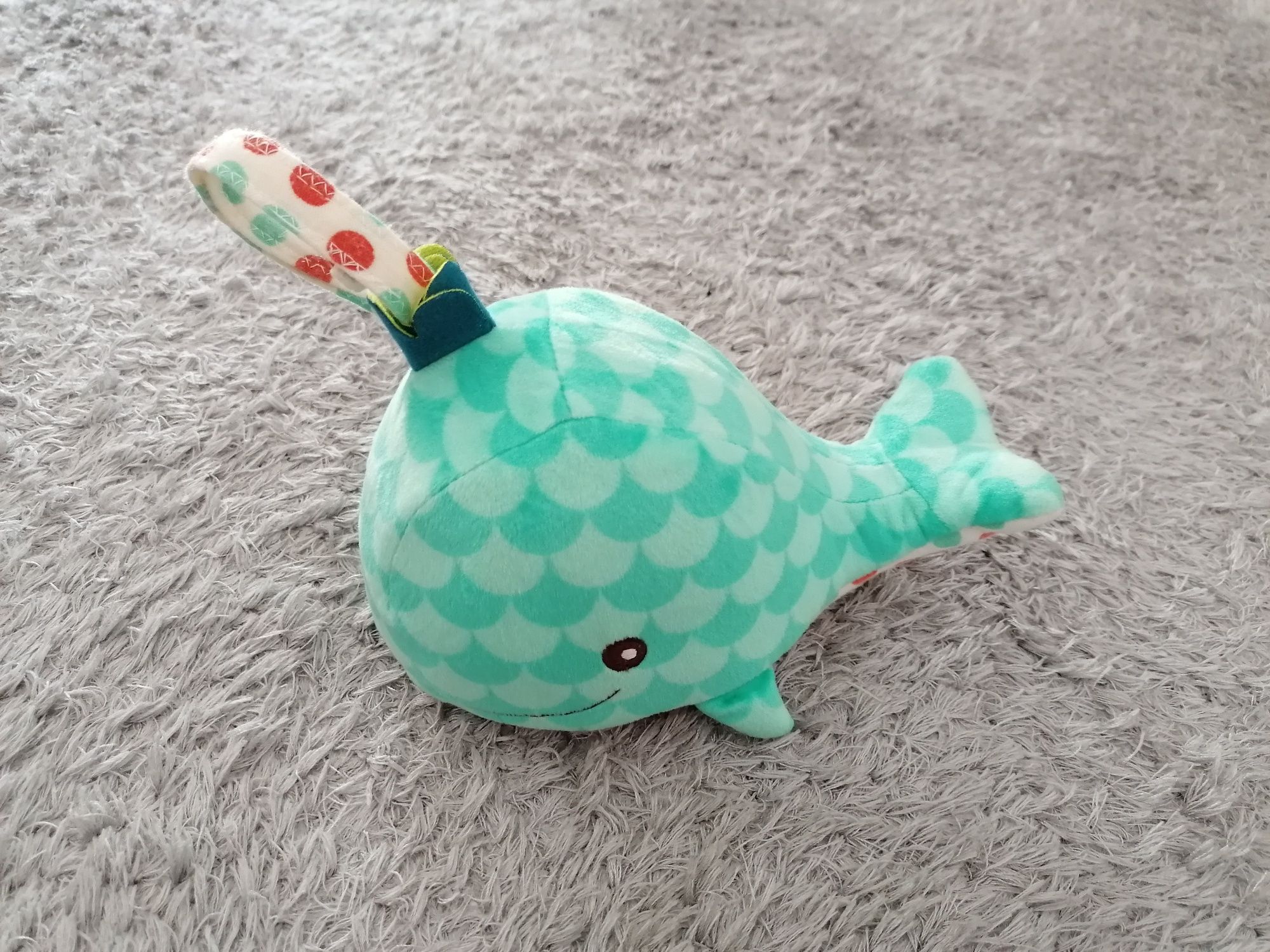 Vários Peluches musicais para bebé