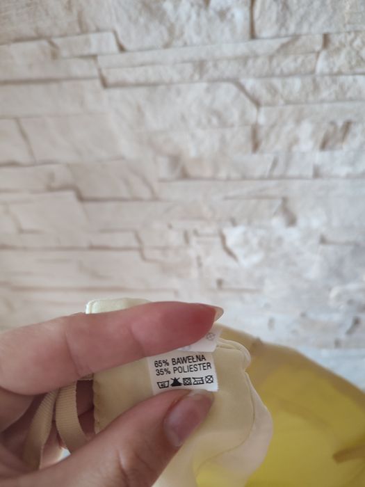 Ołówkowa jasnożółta spódnica damska M 38
