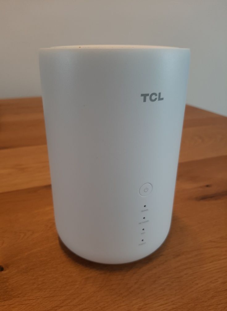 Modem TCL HH130V1 LTE Cat13 Home Station