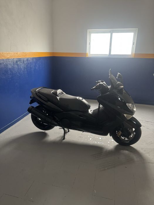 Yamaha T-max 500 como novo
