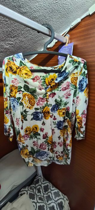 Blusa tamanho M multicolorida