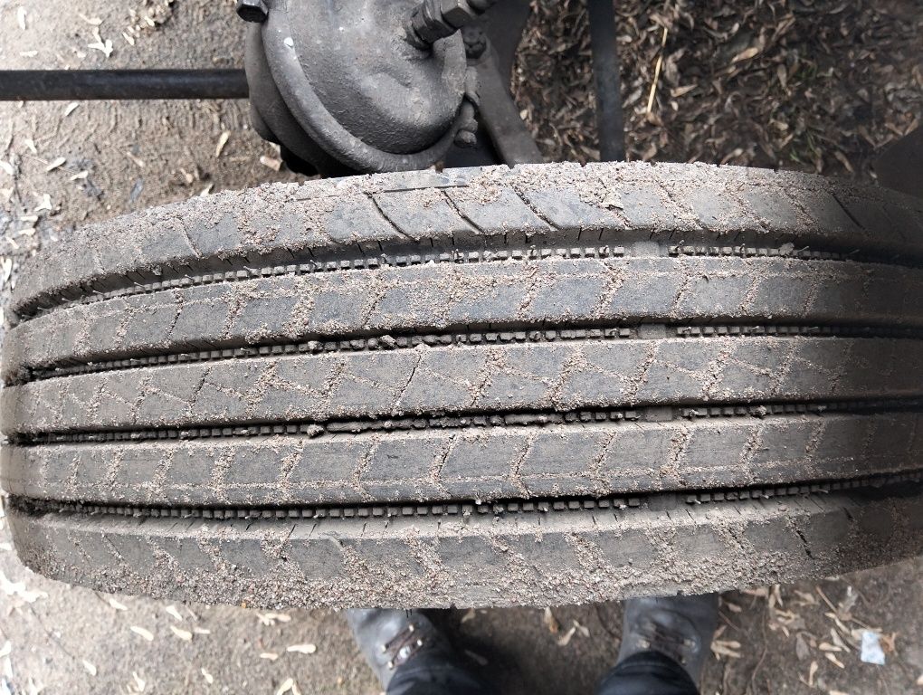 Продам вантажне авто,Донг фенг 1062