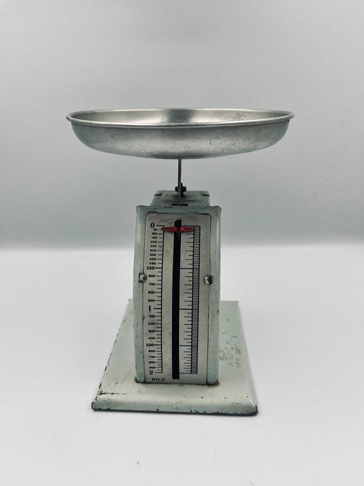 Stara waga kuchenna Gütte