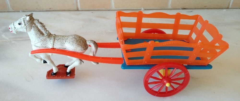 Conjunto de brinquedos em chapa Vintage