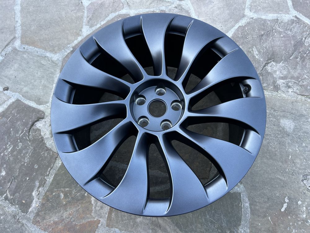 диск задній R21X10.5J ET48 Tesla Model Y, PERFORMANCE