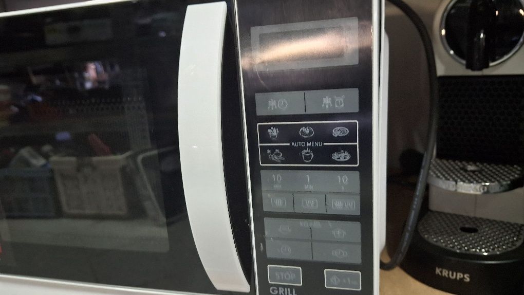 Mikrofalówka Sharp R642WW (079)