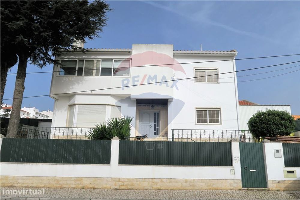 Moradia T5 para venda