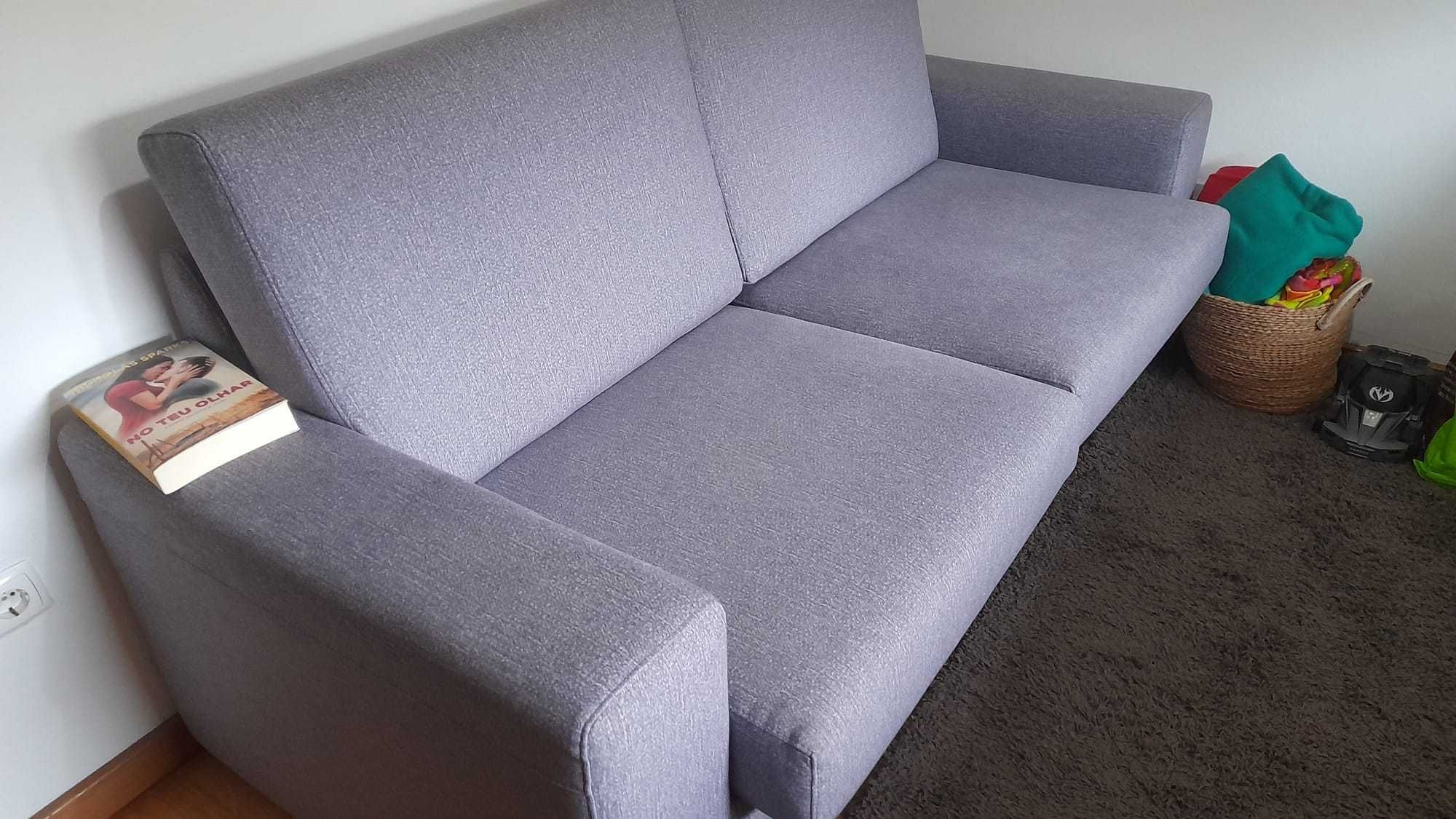 Sofa cama cinzento