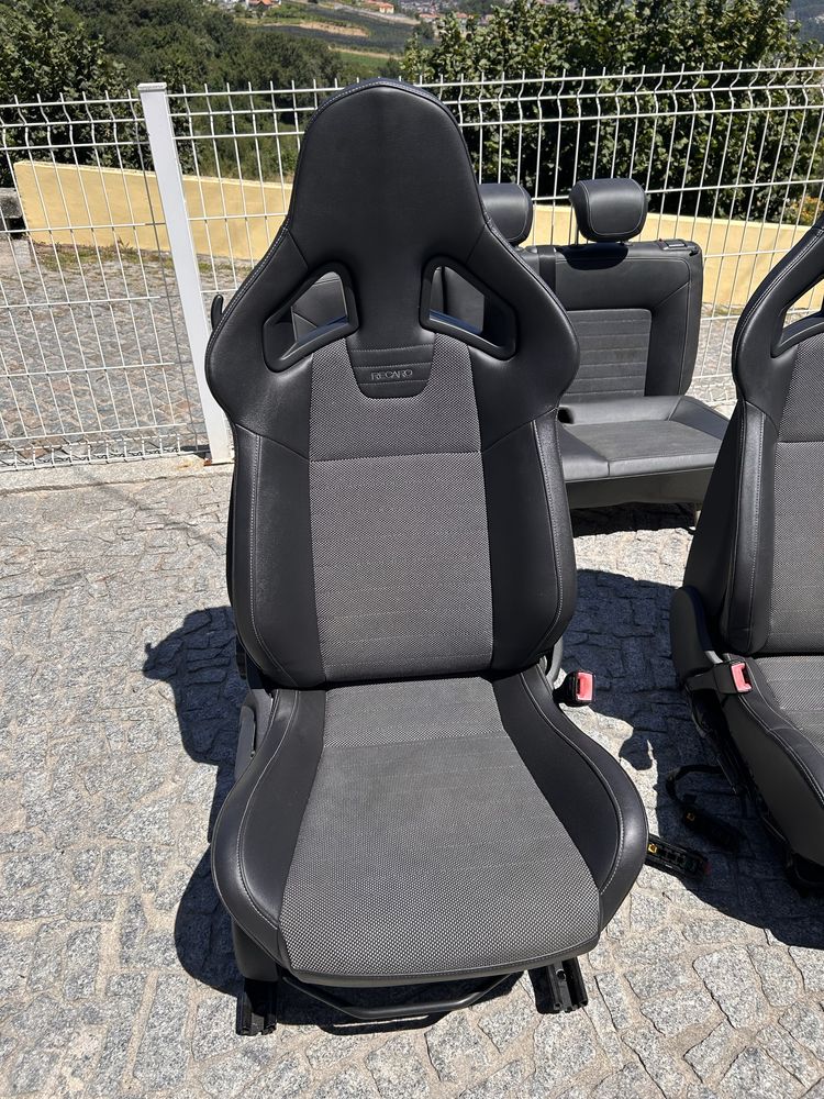 Vendo material Opel Corsa D OPC