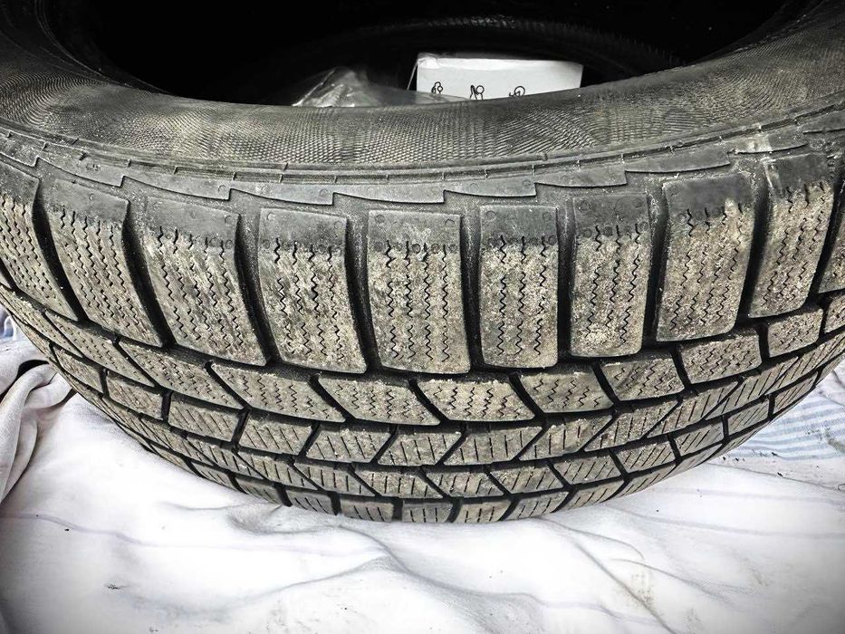 Шина Continental/Континенталь 215 55 17  зима