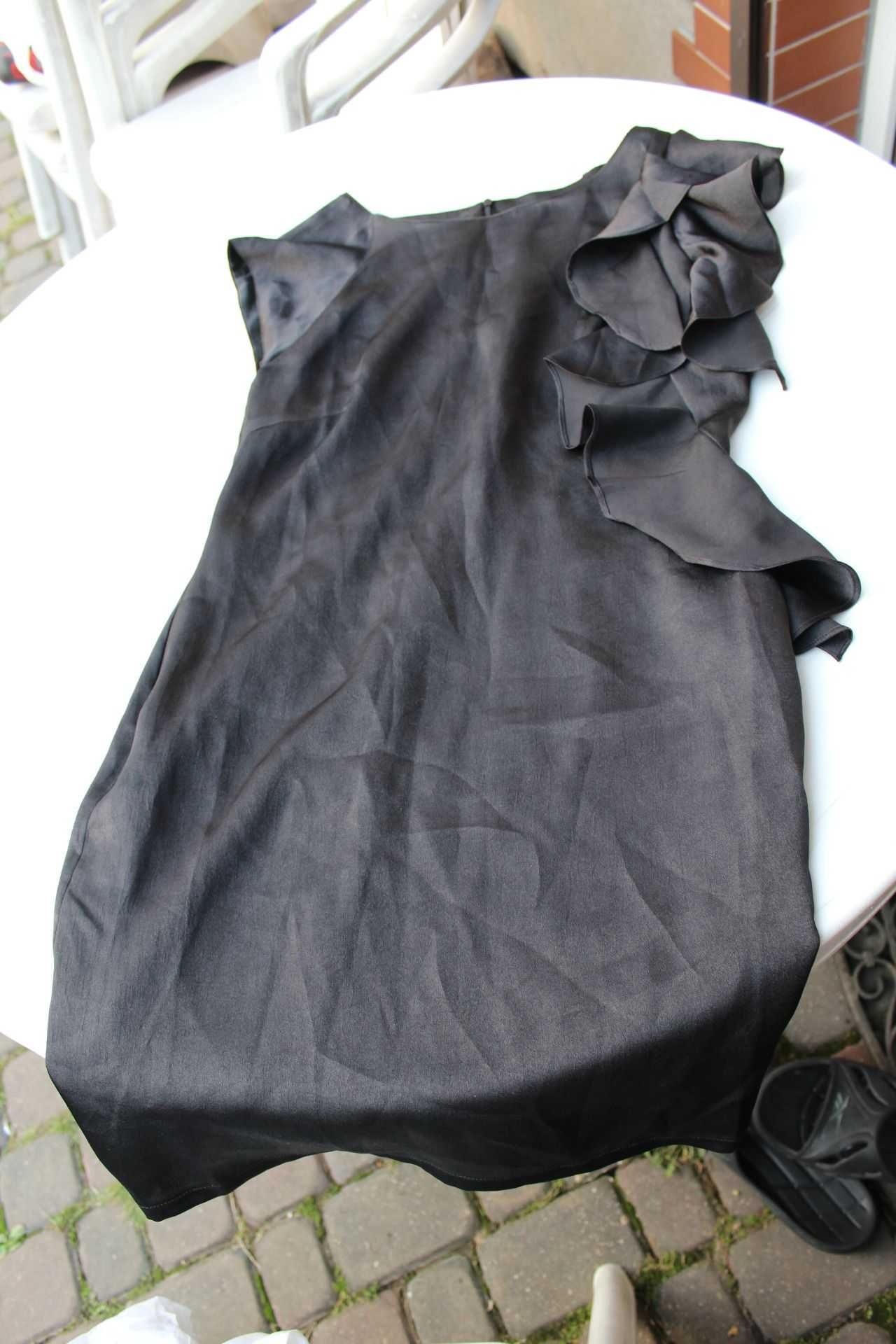 Nowa piękna sukienka mała czarna