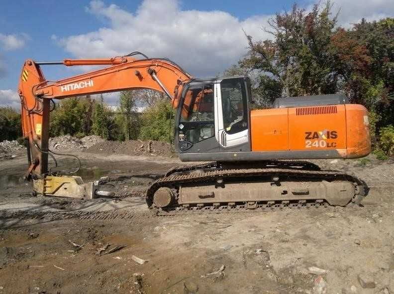 Послуги та Оренда Екскаватора JCB. Самоскидів. Вивіз сміття