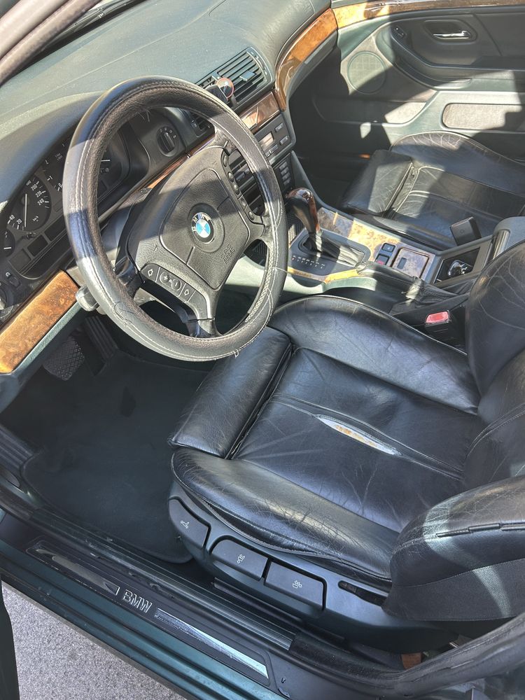BMW 525tds E39 – Automático – 1650€ negociável