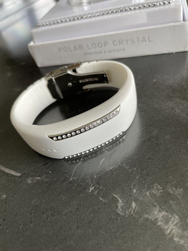 Polar Loop Crystal