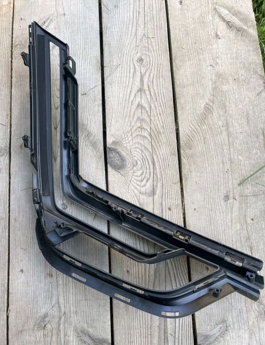 Ліва зовнішня накладка  DRL Honda Clarity 2017-2021