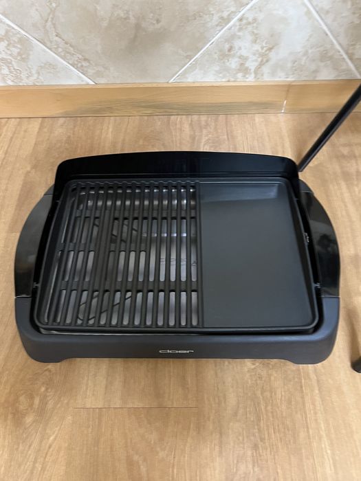 Grelhador elétrico Cloer 6750 com 2000w