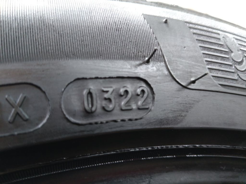 Комплект літніх легкових шин Michelin Primacy 4+ 215/45 R17 2022 рік