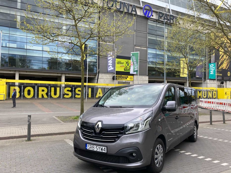 Wynajem busa 9 osobowego