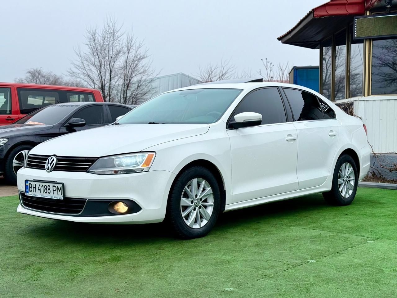 Volkswagen Jetta 2.5 SE 2012 торг