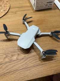 Dron DJI Mini 2 SE na garantii