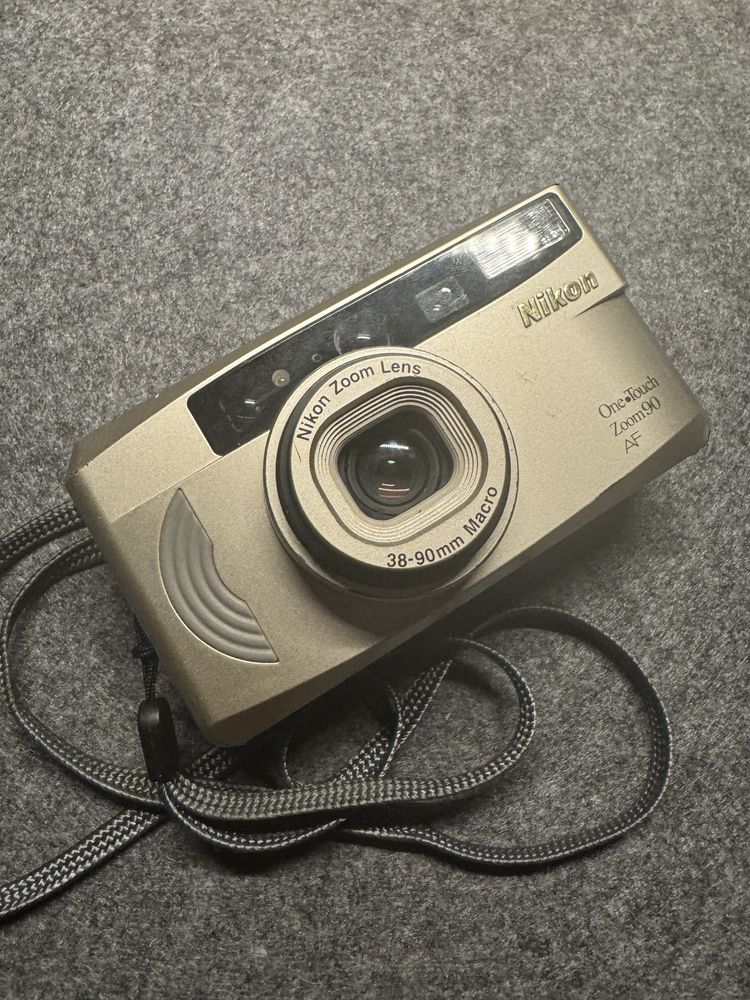 Nikon One Touch Zoom 90