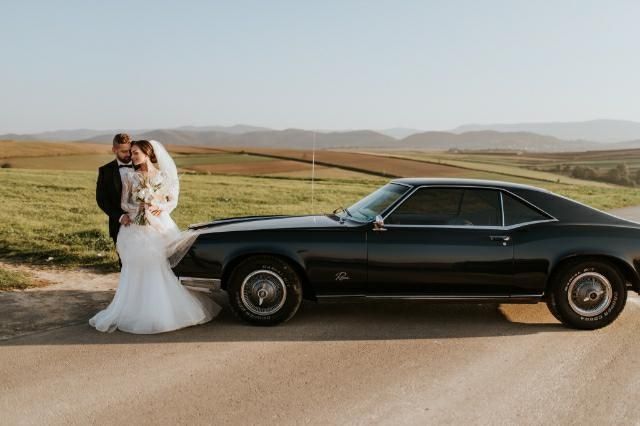 Samochód zabytkowy, klasyk do ślubu Buick Rivira jak Mustang Corvette