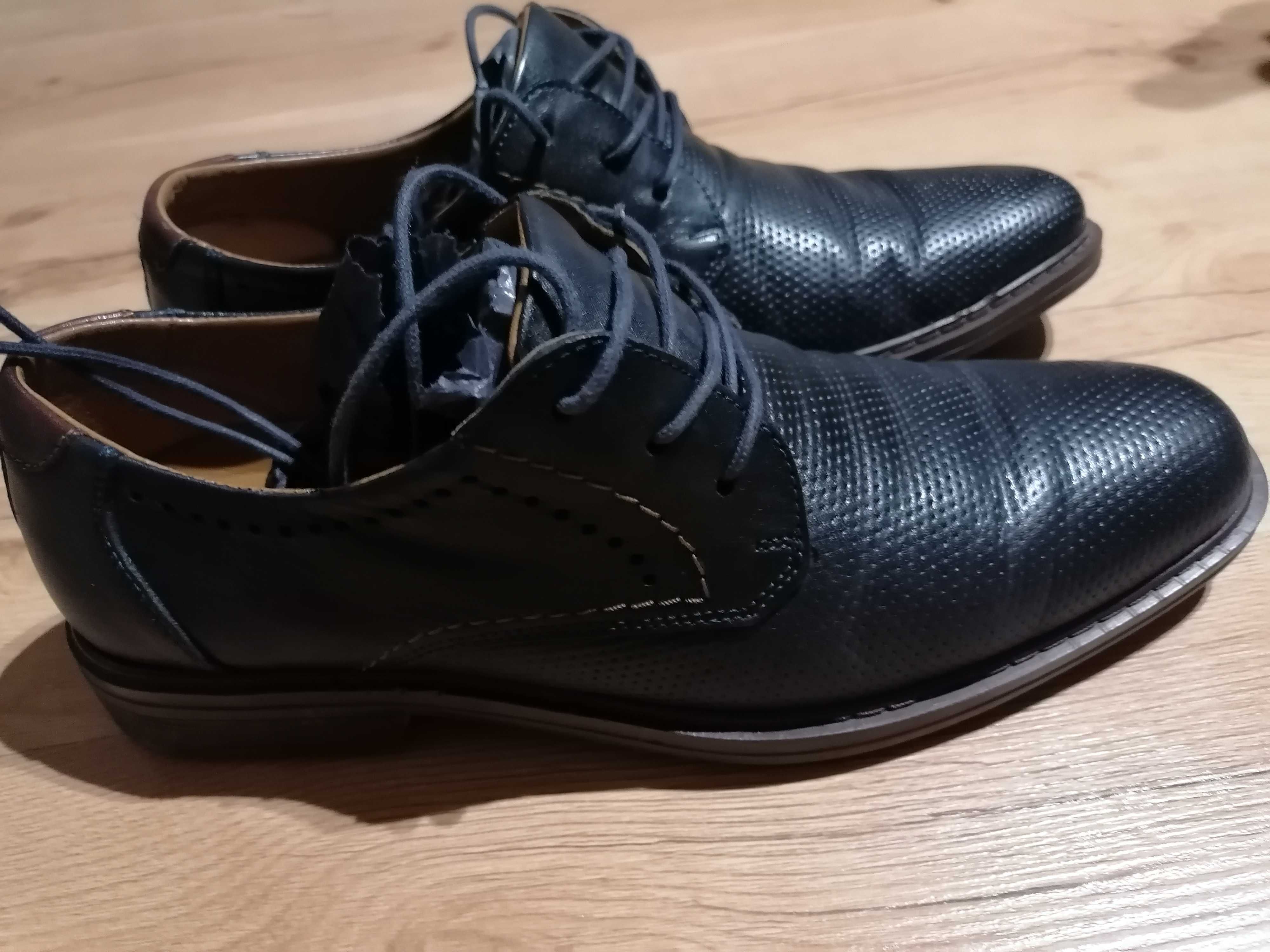 Eleganckie buty męskie