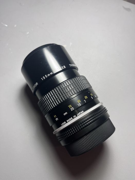 Nikon nikkor 135mm 2.8