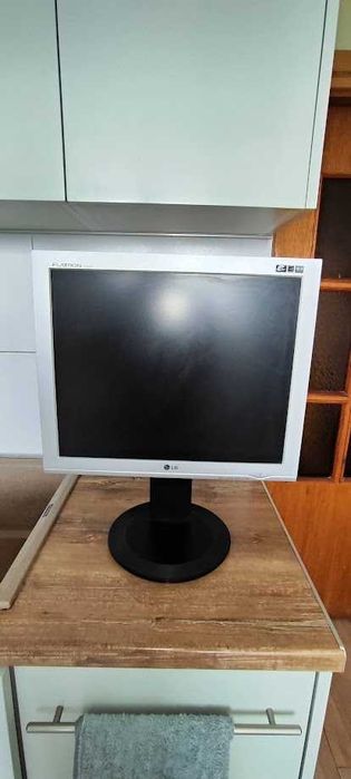 Монітор LG-1932P