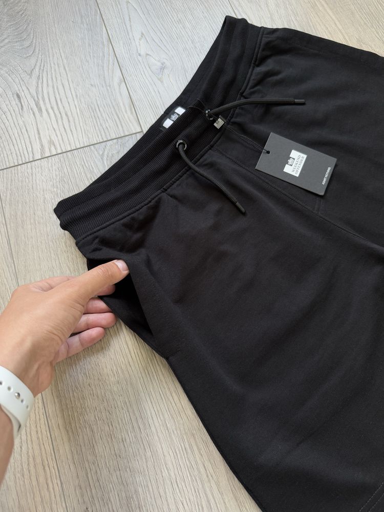 Шорты Weekend Offender 2025