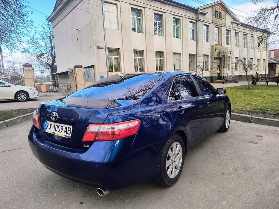 Продам хорошую Тоёту!!!