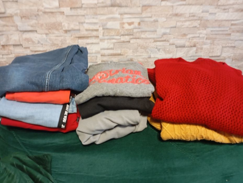 Zestaw paka damskich ubrań na jesień zimę r. M