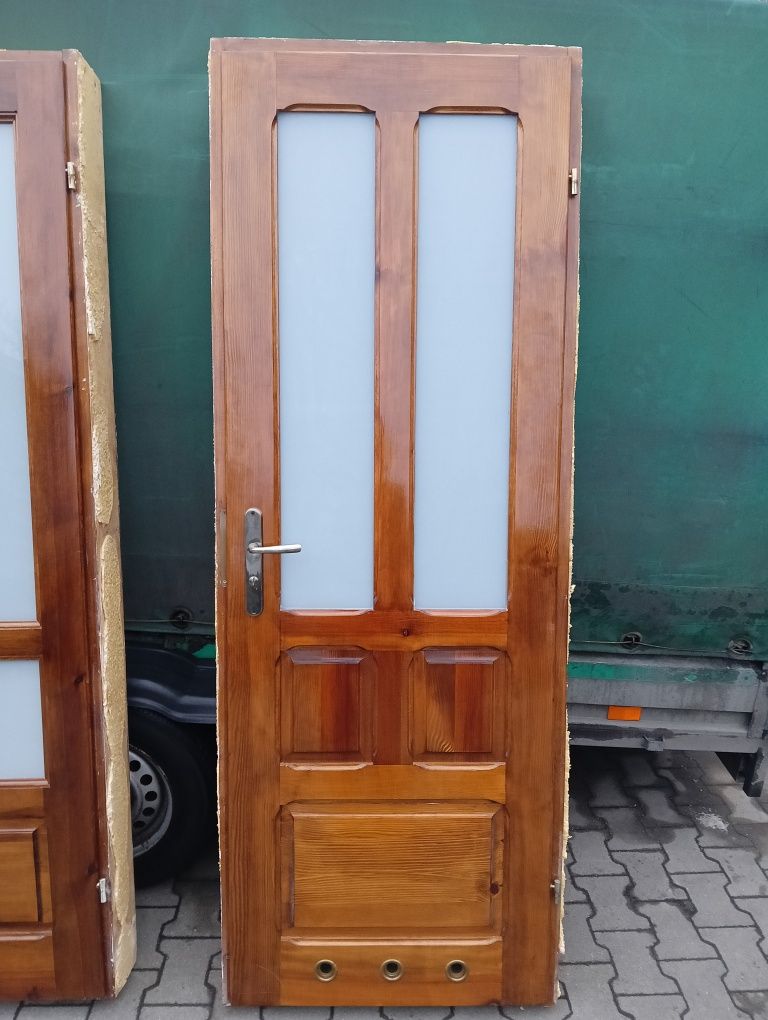 Dzwi wewnętrzne sosnowe