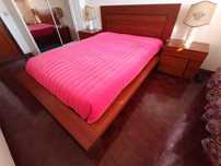 Cama de casal com colchão incluído