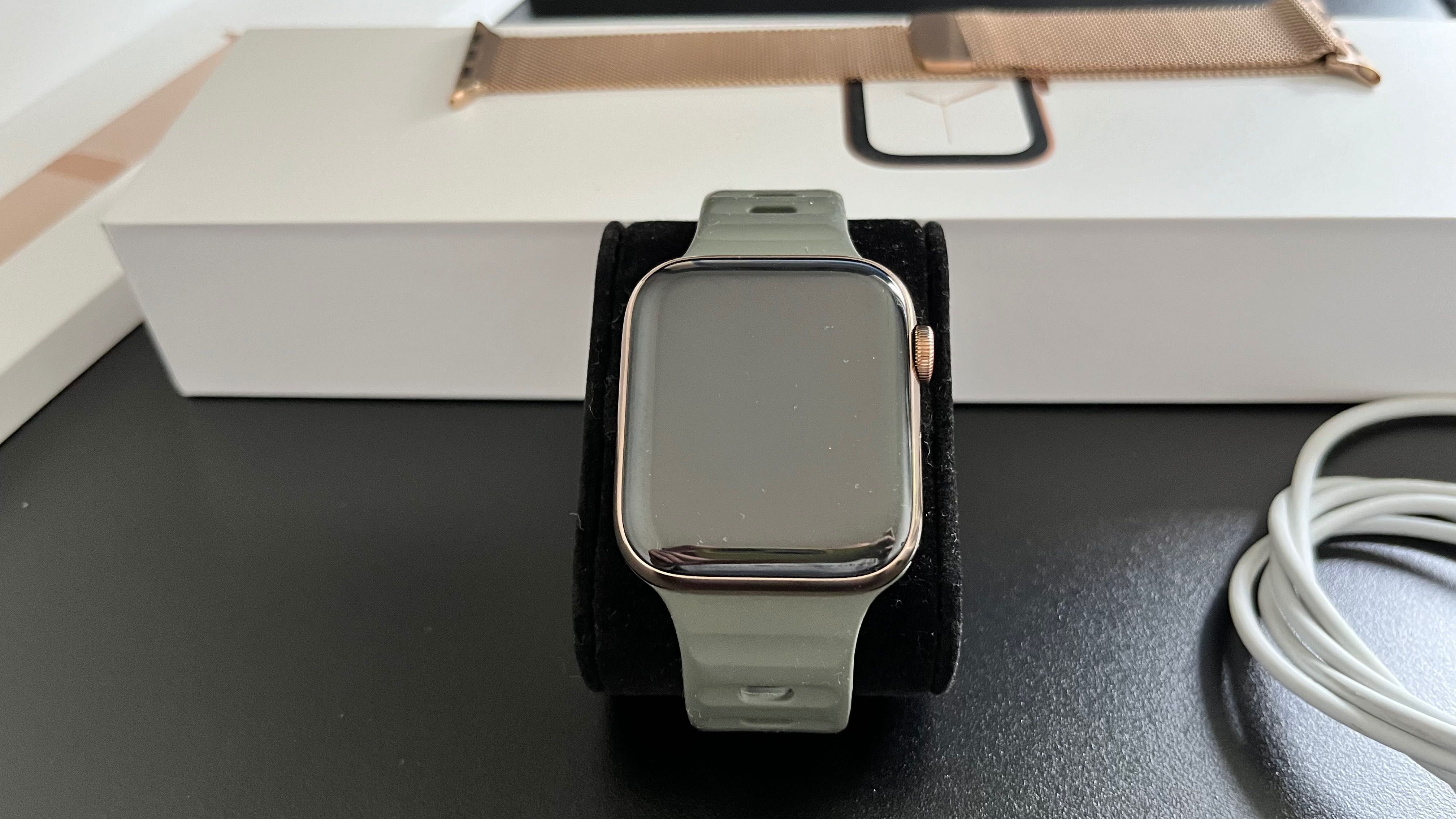 Stalowy Apple Watch 4 LTE esim 44mm bransoleta Milanese