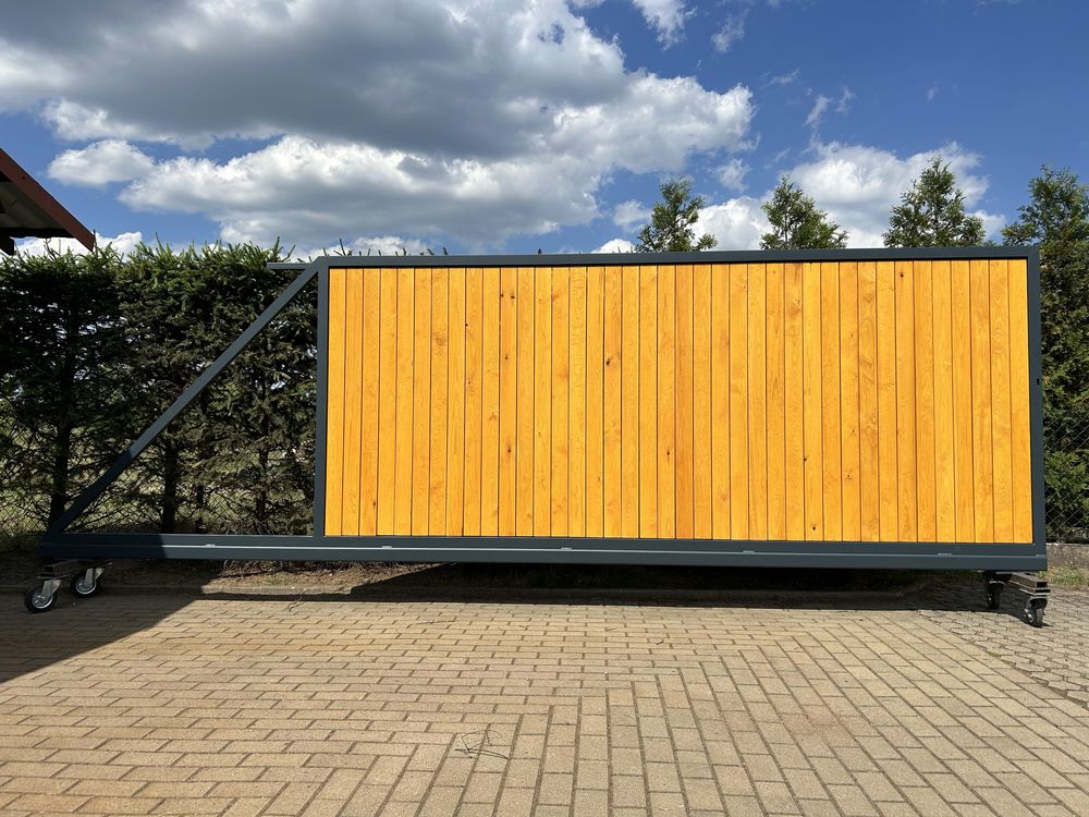 Brama wjazdowa przesuwna drewno / ocynk  / 4 m x 1,75m