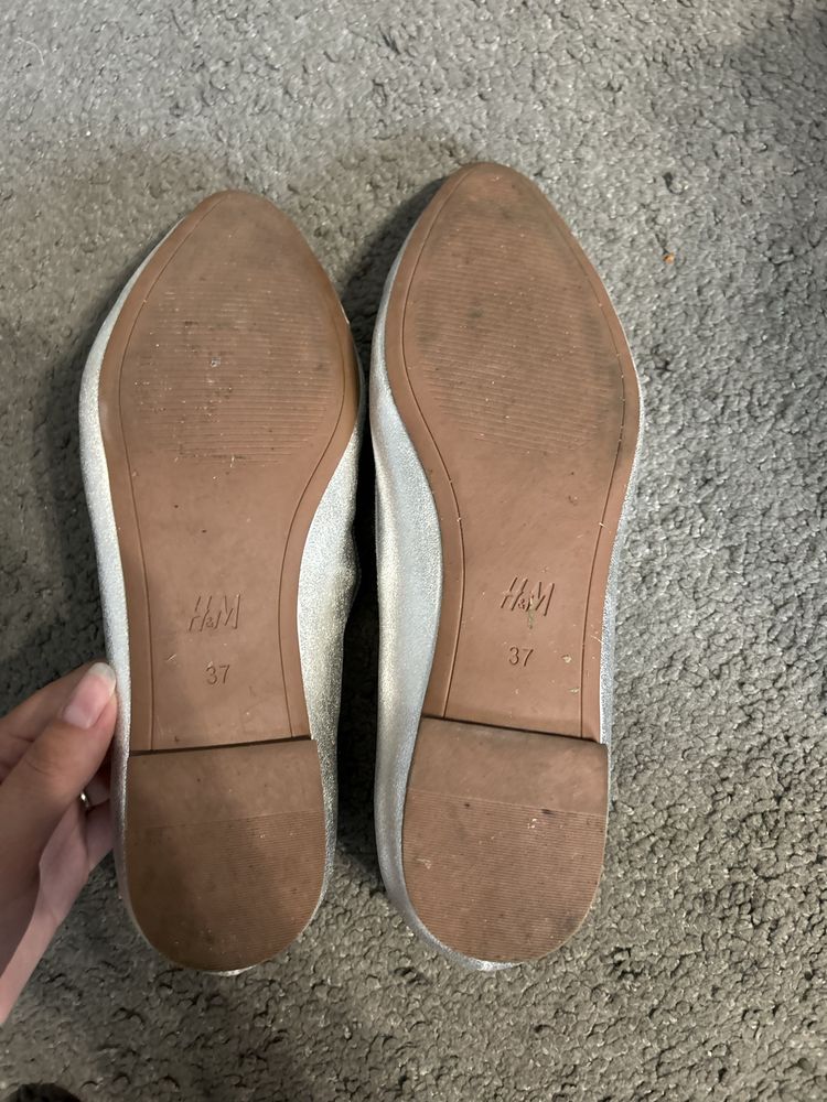 Baleriny srebrne H&M