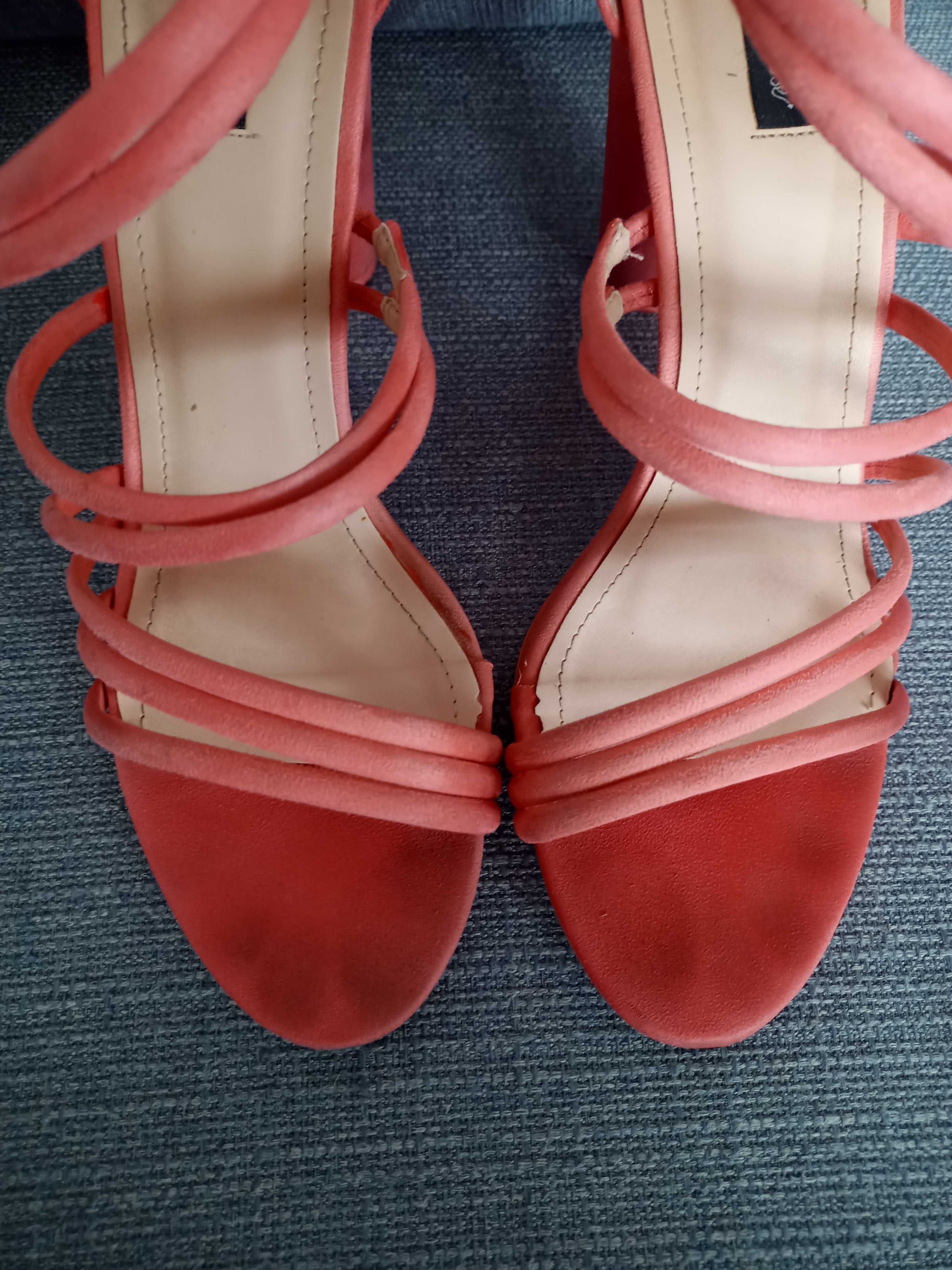 Sandały, sandałki różowe r. 41