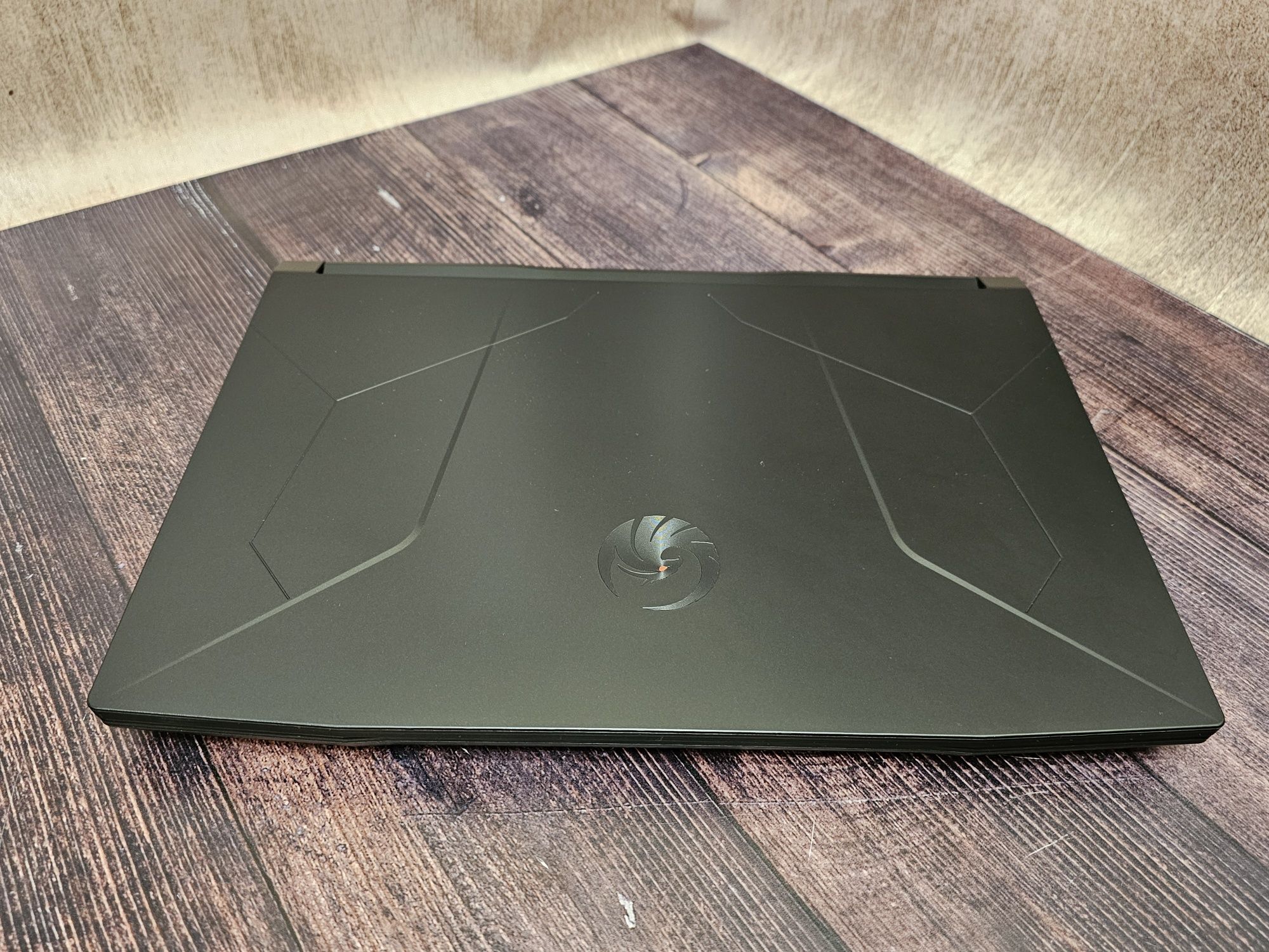 MSI Bravo 15 C7VF (Ryzen 7 7735HS/32Gb/RTX 4060/SSD 2Tb/IPS 144Hz)
